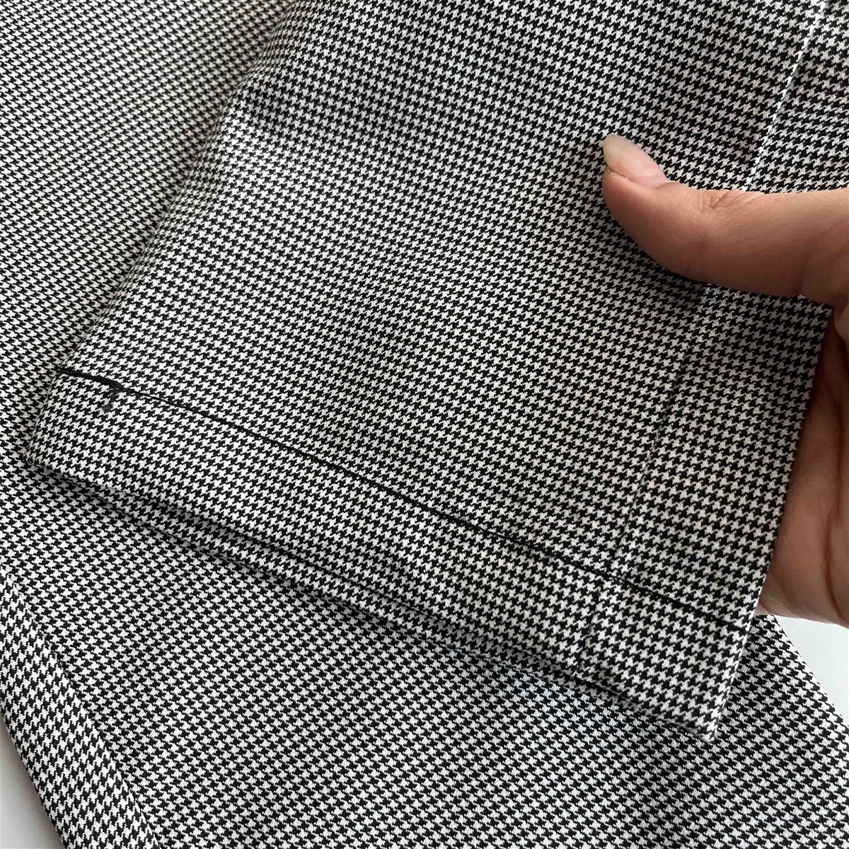 1092a793-5e94-4fa2-aa33-1769adce3984.jpg