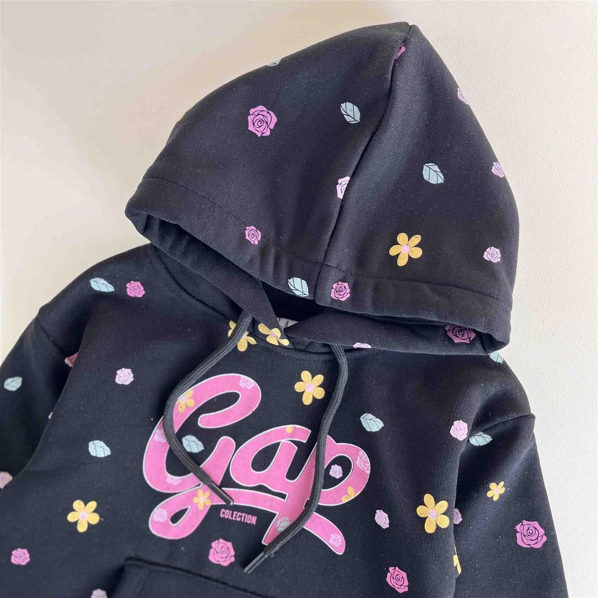 هودی بچگانه گل گلی 5 تا 14 سال کد 9956 443364a1-a8a0-4e00-b4fa-6194553f6039.jpg