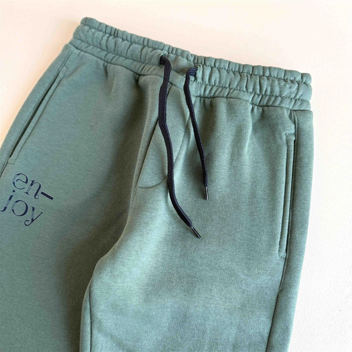 دوتیکه سویشرت شلوار کرکی بچگانه 6 سال تا 10 سال کد 9982 81ae06e7-175a-45b2-91bc-017d5dce1f2d.jpg