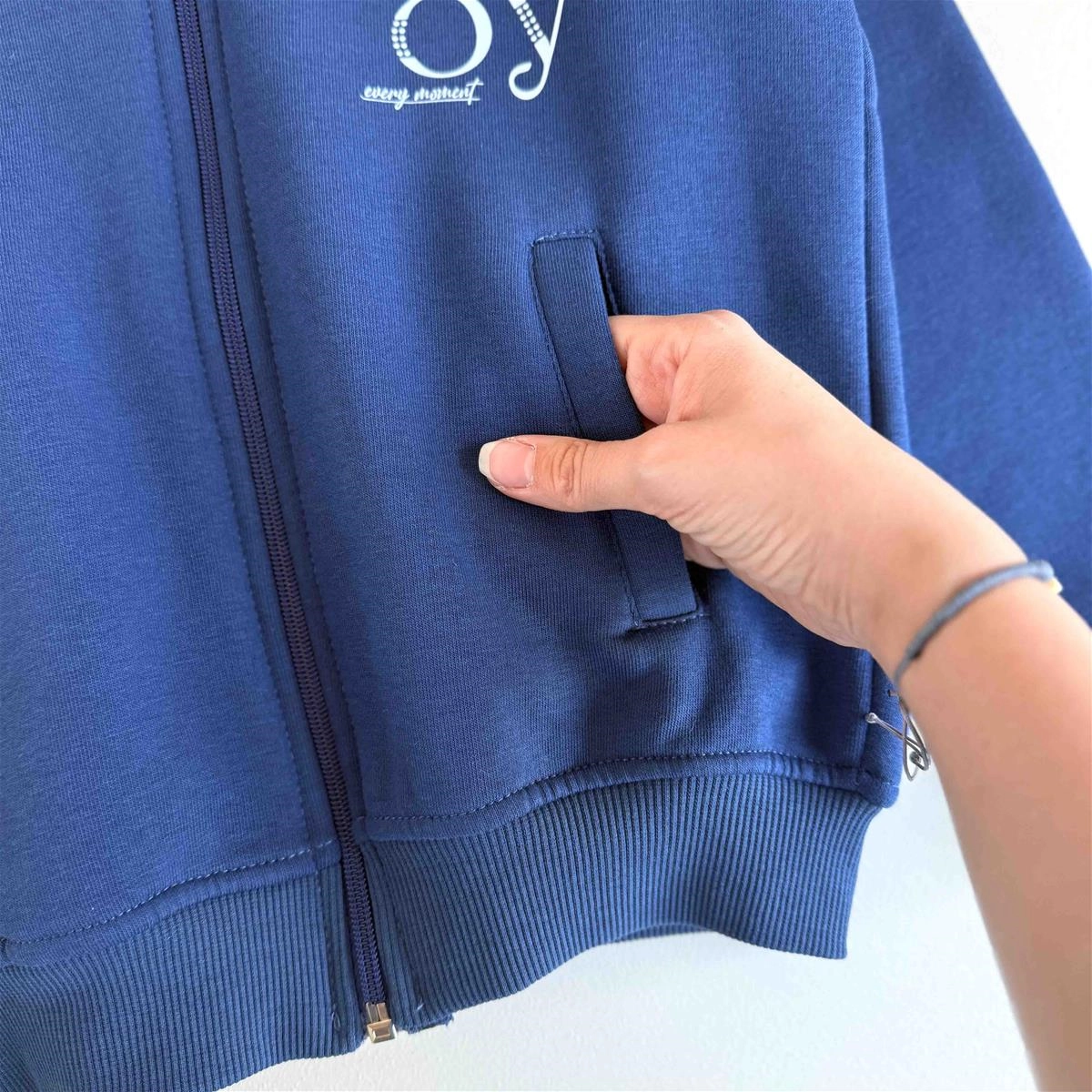 دوتیکه سویشرت شلوار کرکی بچگانه 6 سال تا 10 سال کد 9982 8a3142b3-9af7-4b2c-a31b-c5477db2e930.jpg