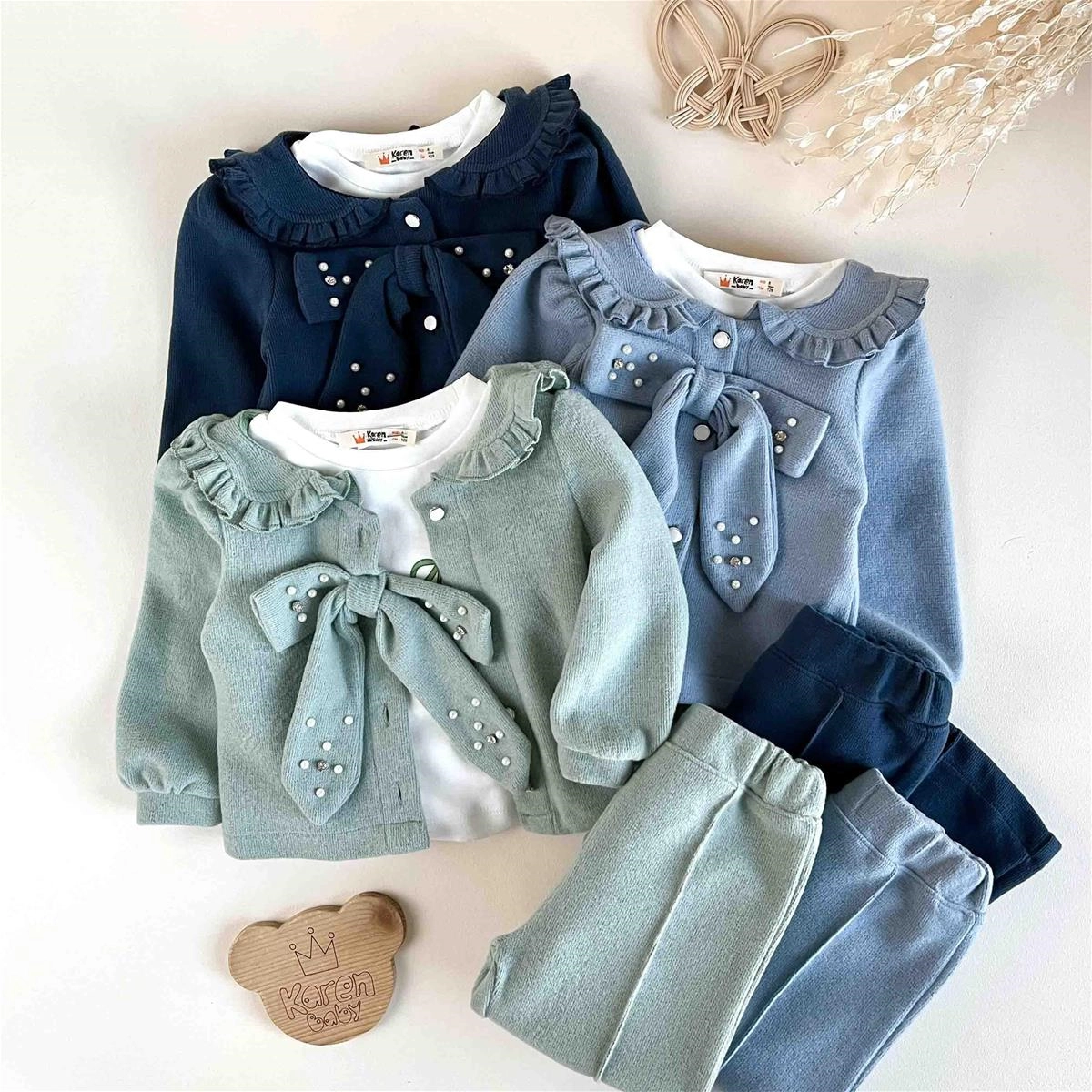 سه تیکه کبریتی پاپیون دار 2 تا 5 سال کد 9918 acadd0d6-4897-4684-a5b7-561a81b5510e.jpg