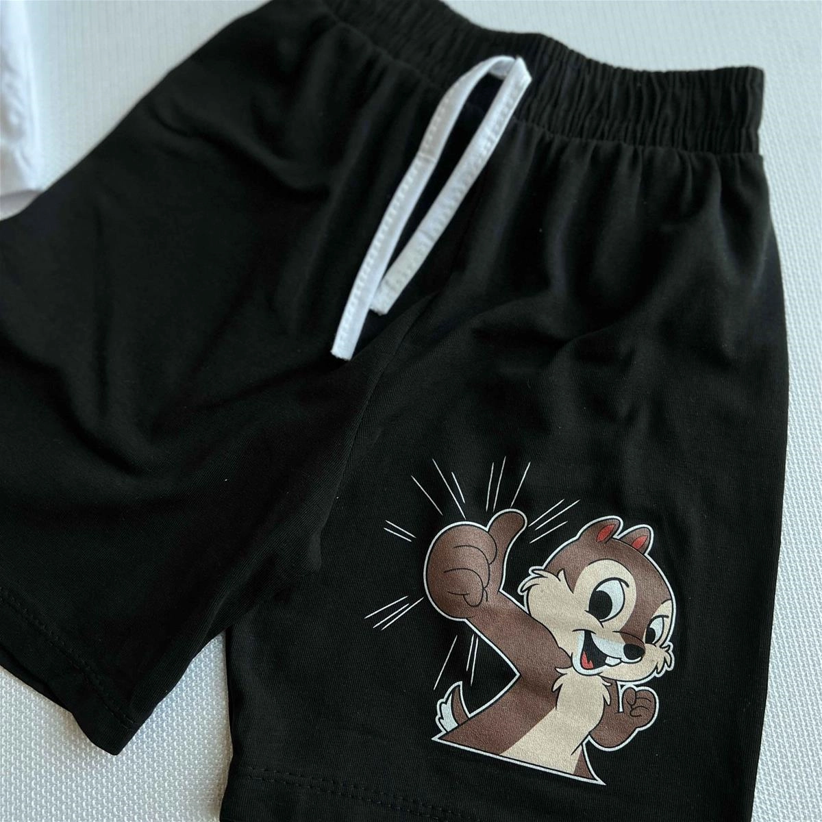 cb21b61b-eb1f-4815-8a60-6b5a48cacaa9.jpg