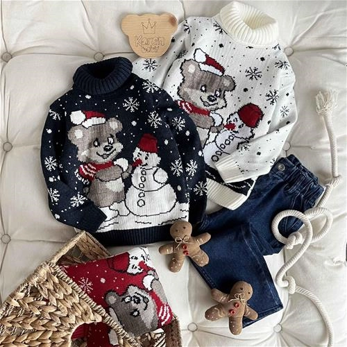 بلوز بافت یقه اسکی کریسمسی طرح آدم برفی و خرس 2 سال تا 6 سال کد 211370