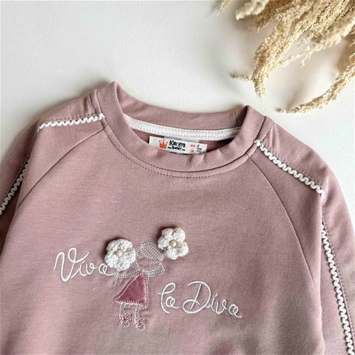 بلوز داخل کرکدار طرح دختر و گل 3 سال تا 6 سال کد 10051