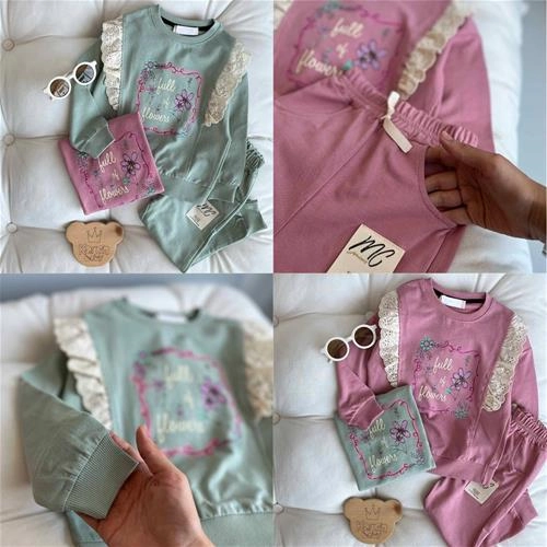 دوتیکه بلوز شلوار طرح گل 3 سال تا 6 سال کد 211166