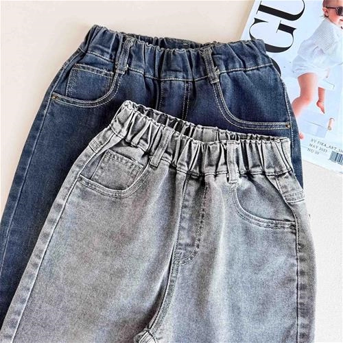 شلوار جین مام فیت کمرکش 4 سال تا 8 سال کد 10347