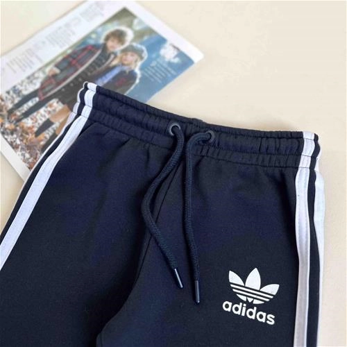 دوتیکه سویشرت شلوار دورس طرح آدیداس 4 سال تا 8 سال کد 10061