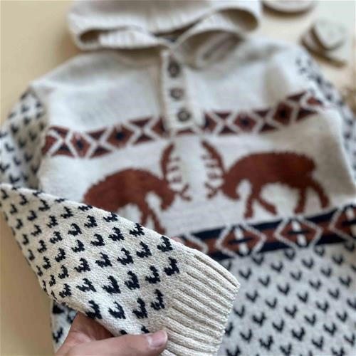 بافت هودی طرح گوزن 5 سال تا 10 سال کد 171360