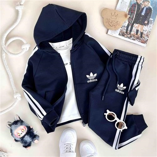 دوتیکه سویشرت شلوار دورس طرح آدیداس 4 سال تا 8 سال کد 10061