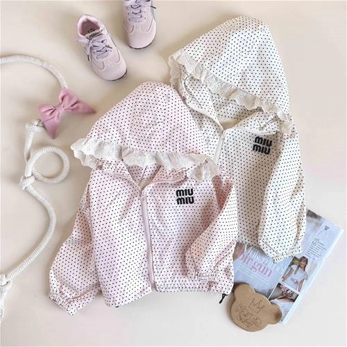 سویشرت خال خالی طرح( miu miu ) 2 تا 6 سال کد 9706