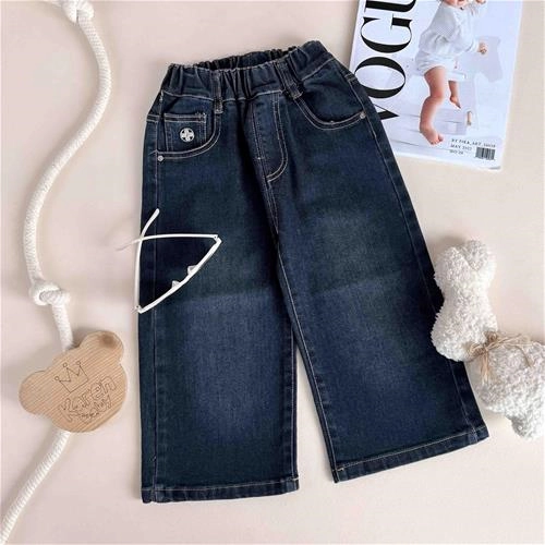 شلوار جین بگ طرح گل 9 ماه تا 5 سال کد 10351