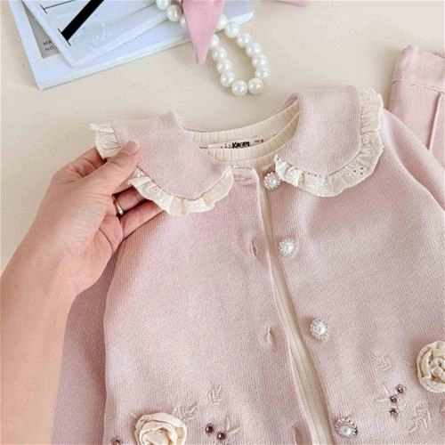 سه تیکه کت و شلوار بافت طرح گل 1 تا 4 سال کد 10770