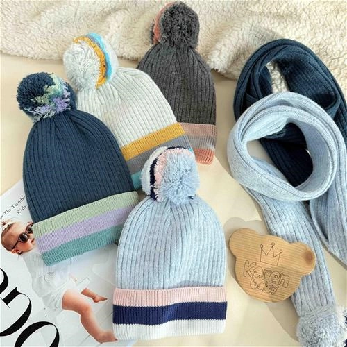 شال کلاه پوم رنگی رنگی 2 سال تا 7 سال کد 10013