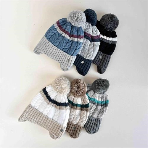 کلاه تک بافت داخل پلار طرح دوخط 2 تا بزرگسال کد 9995