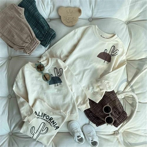 دوتیکه بلوز و شلوار کاکتوس 2 سال تا 5 سال کد 211545