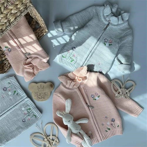 ژاکت بافت طرح گل 1 سال الی 5 سال کد 201346