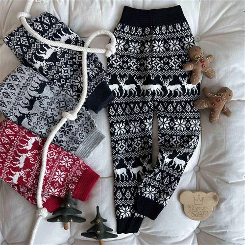 تایت بافت طرح گوزن و برف 5 سال تا 10 سال کد 211381-(211380)